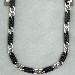 Reeds jewlery, 24 inch stainless and black iron plated links.